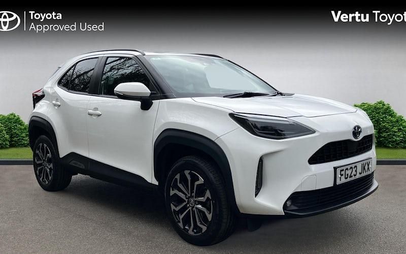 Used Toyota Yaris Hybrid Design 116 HP (85 kW) 2026 Estate