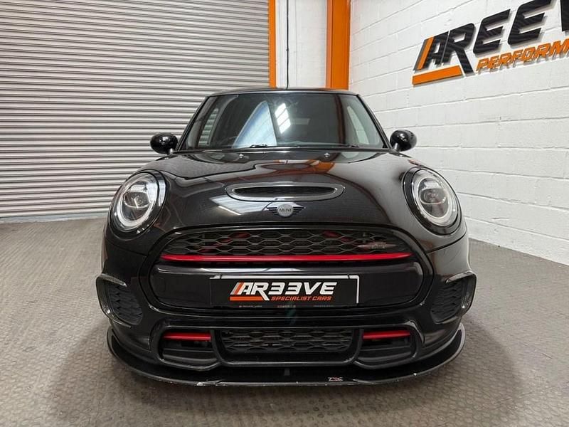 Used Mini John Cooper Works 320 HP (235 kW) 2018 Black Hatchback