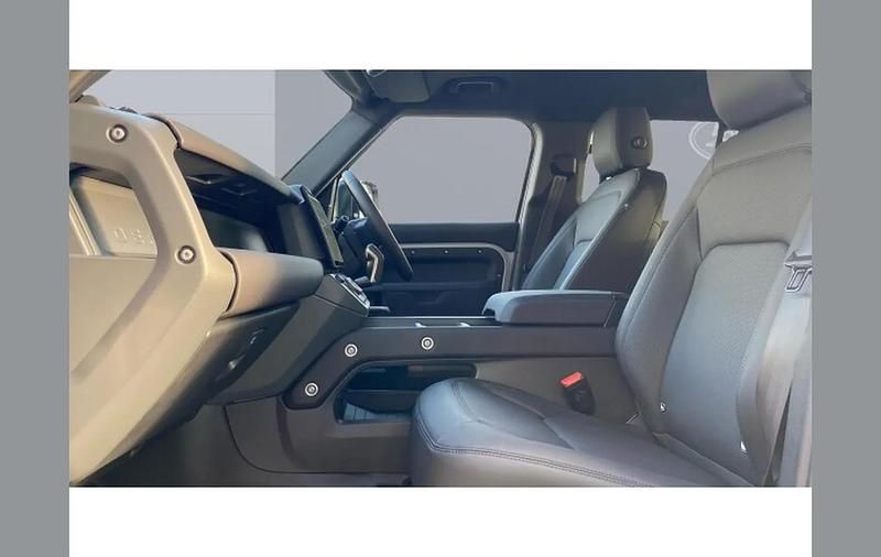 Nouă Land Rover Defender SE Dynamic 344 CP (253 kW) 2025 Other SUV