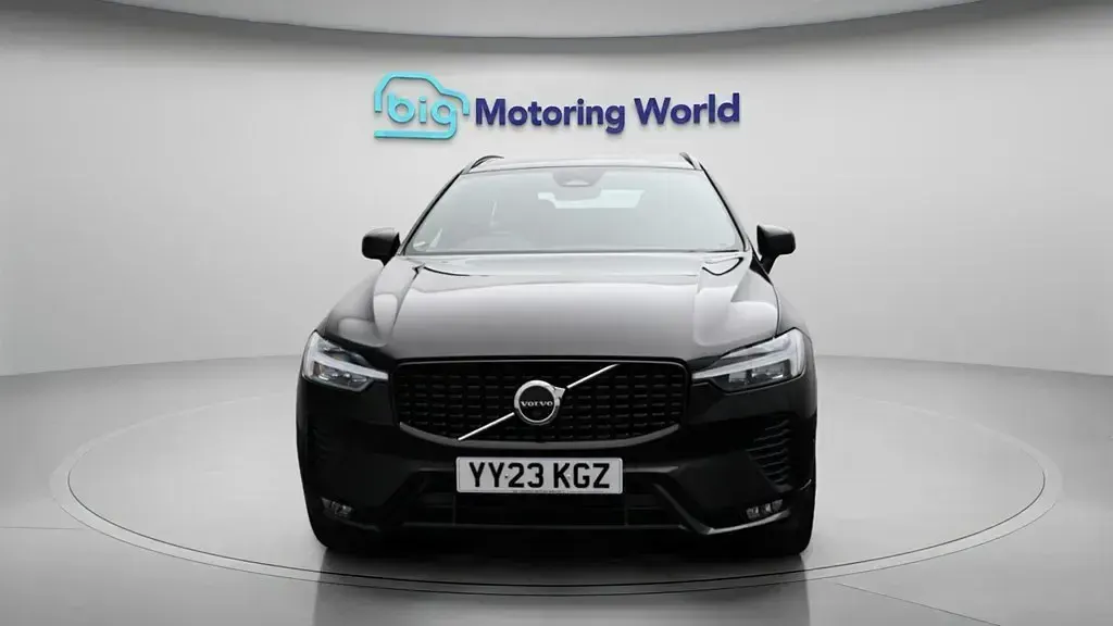 Usado Volvo XC60 Plus 197 CV (144 kW) 2023 Negro SUV
