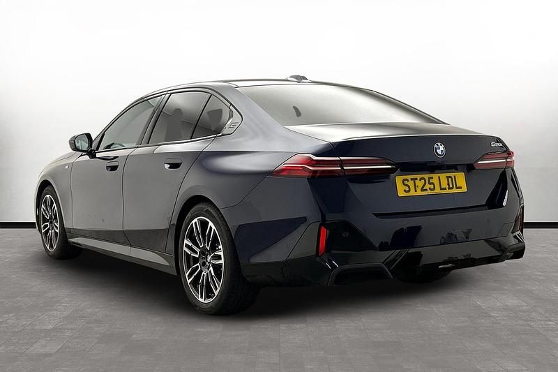 Used BMW 520 M Sport 205 HP (150 kW) 2025 Blue