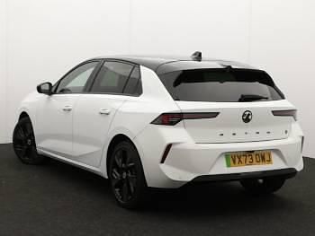 Used Vauxhall Astra 114 kW (156 HP) 2024 White Hatchback