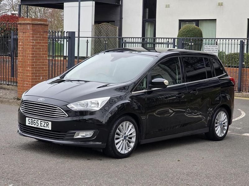 Used Ford Grand C-Max Titanium 120 HP (88 kW) 2015 Black MPV