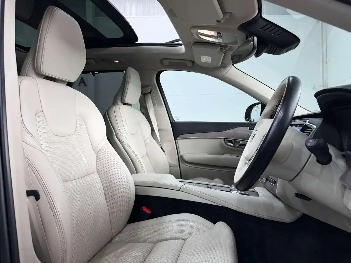 Used Volvo XC90 Ultimate 2022 Black SUV