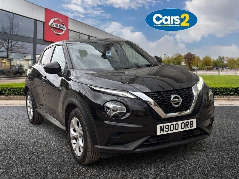 Black Used 2022 Nissan Juke N-Connecta SUV | £14,990 (Good price) - Image 1/4