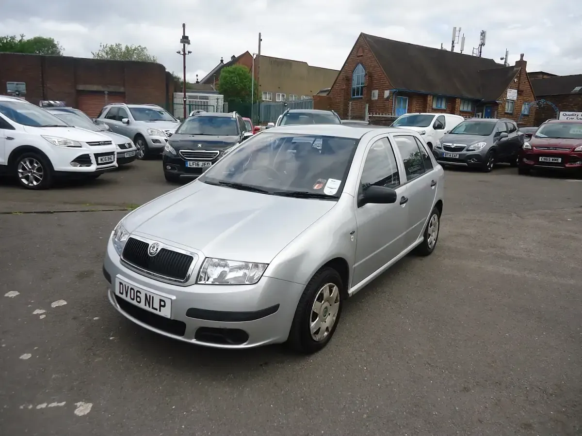 Used Skoda Fabia Classic 64 HP (47 kW) 2006 Silver Hatchback