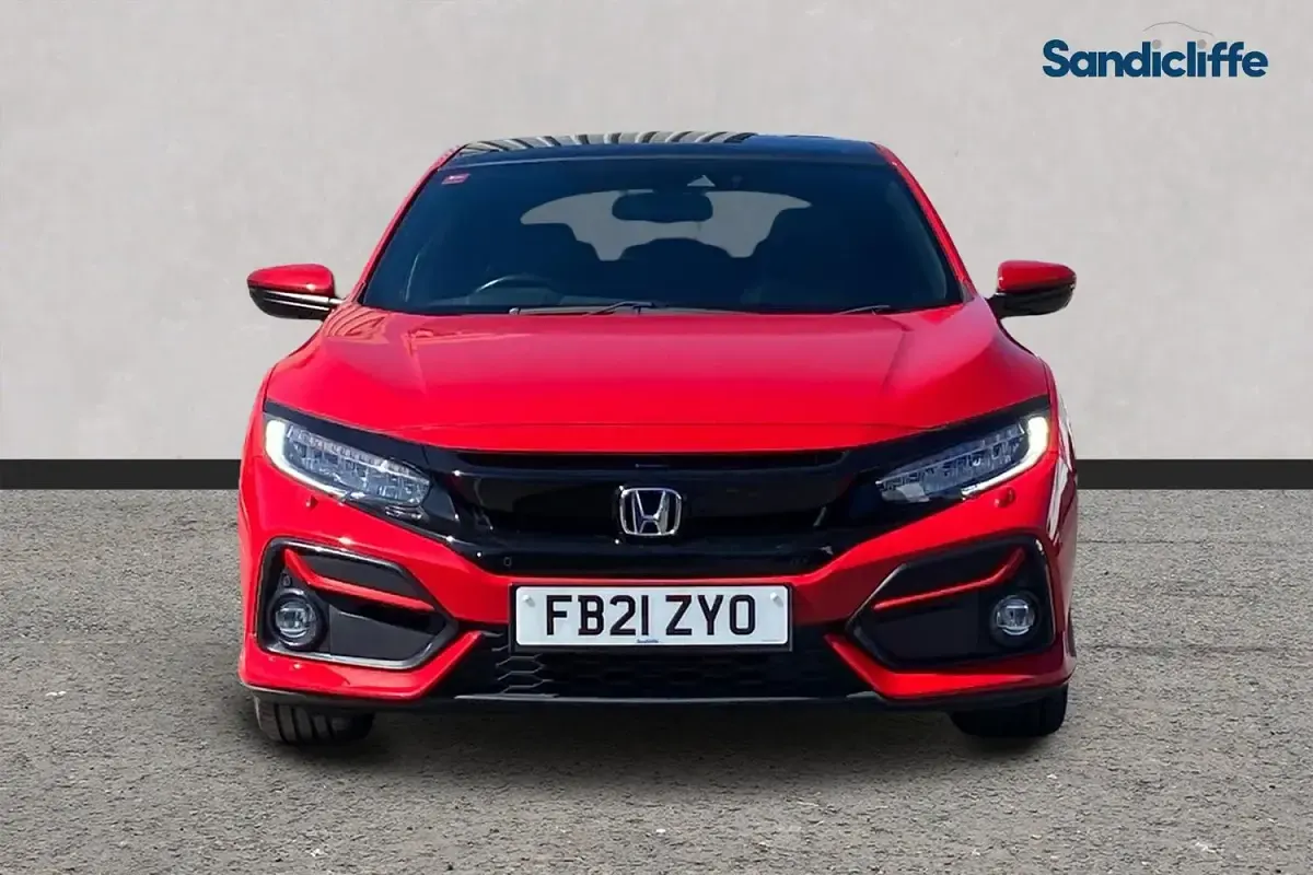 Begagnad Honda Civic EX 126 HK (92 kW) 2021 Röd Halvkombi