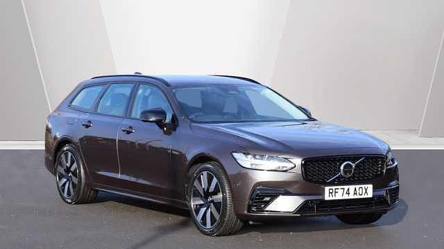 Used Volvo V90 Plus 350 HP (257 kW) 2025 Estate