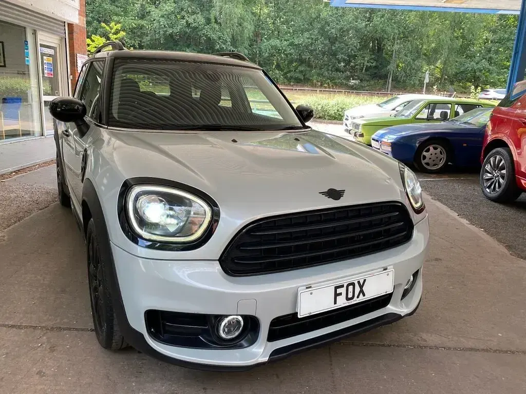 Used Mini Cooper Countryman Classic 136 HP (100 kW) 2020 Silver SUV