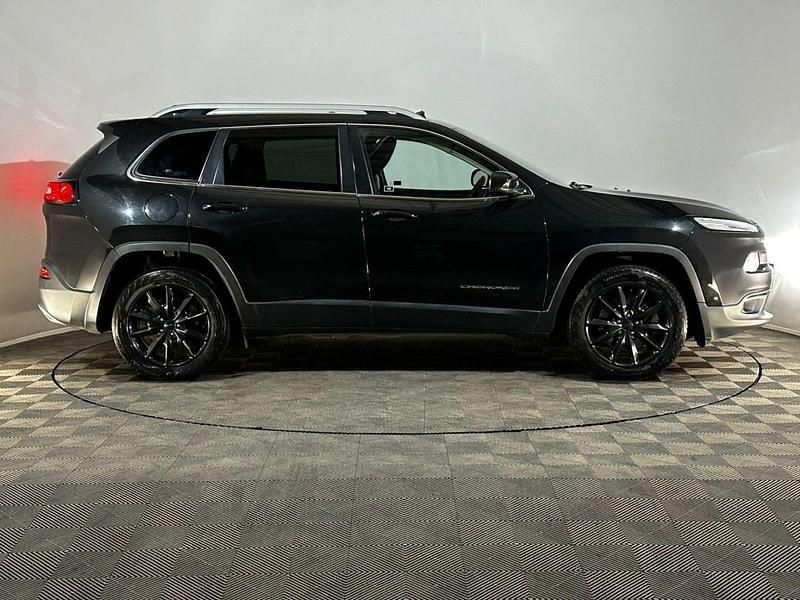 Used Jeep Cherokee Limited 200 HP (147 kW) 2016 Black SUV