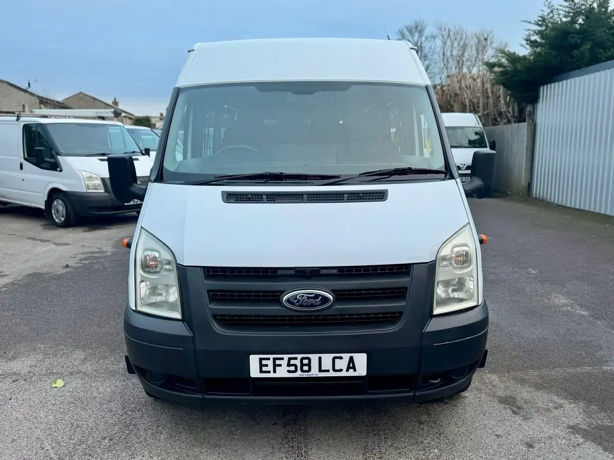 Used Ford Transit 115 HP (84 kW) 2009 White Sedan