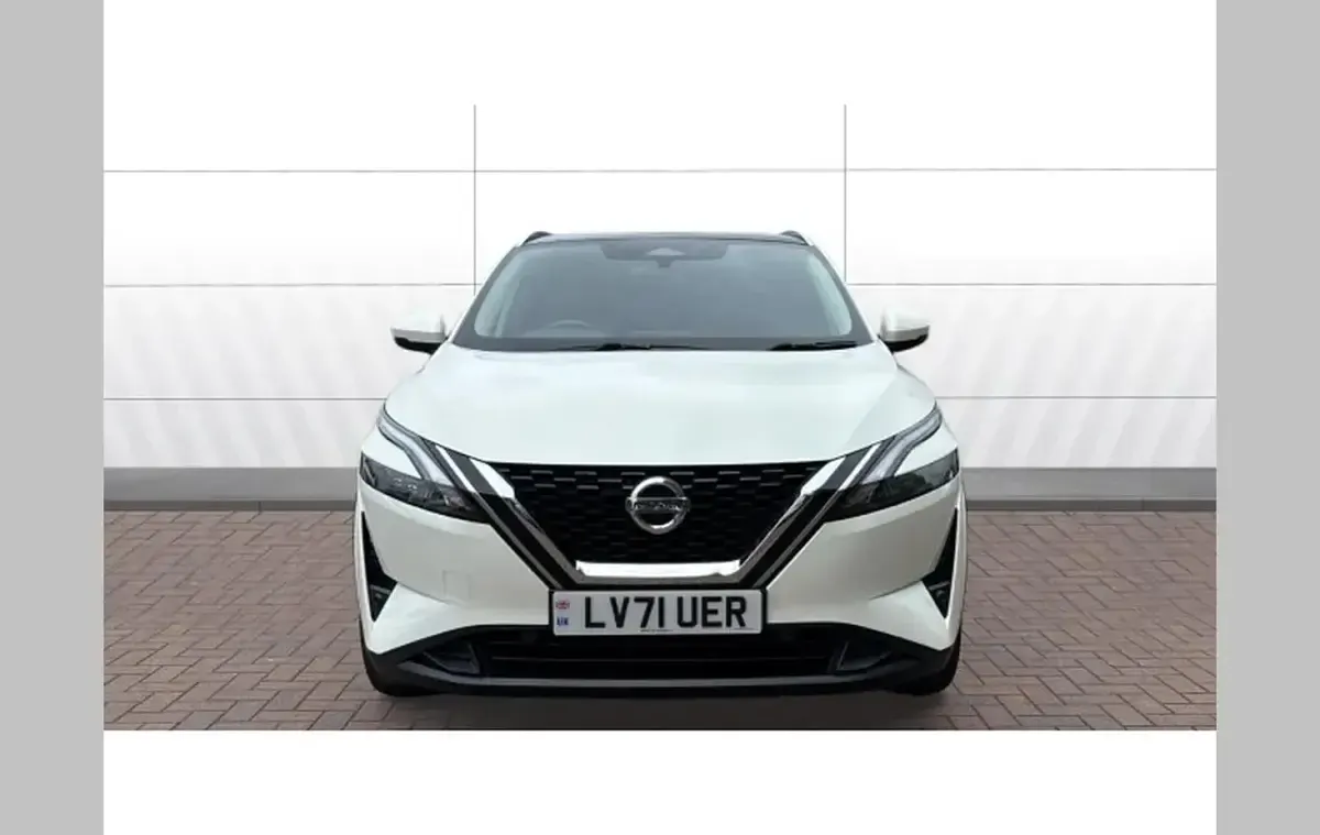 Used Nissan Qashqai N-Connecta 158 HP (116 kW) 2021 White SUV
