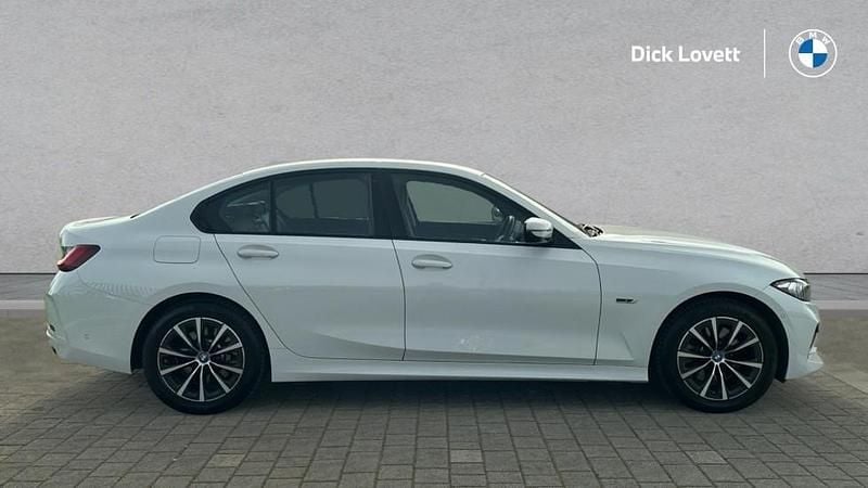 Used BMW 330e Sport Line 288 HP (211 kW) 2022 White Sedan