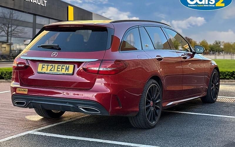 Used Mercedes C200 AMG line 184 HP (135 kW) 2020 Red Estate