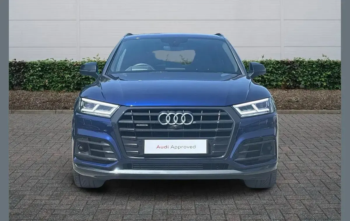 Used Audi Q5 Advanced 241 HP (177 kW) 2020 Blue SUV