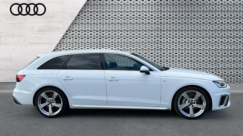 Used Audi A4 S-Line 204 HP (150 kW) 2024 White Estate