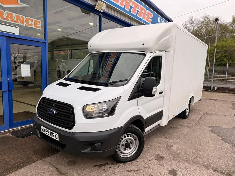 Usado Ford Transit 130 HP (95 kW) 2020 Branco Van