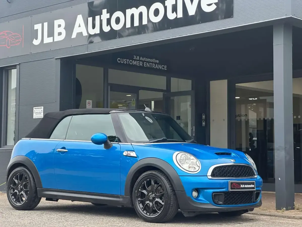 Used Mini Cooper S Cabriolet 184 HP (135 kW) 2012 Blue Cabriolet
