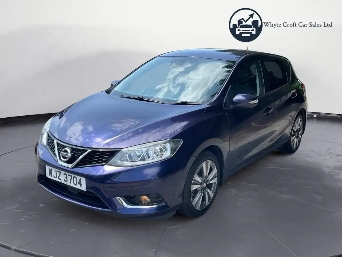Used Nissan Pulsar Tekna 115 HP (84 kW) 2014 Blue Hatchback