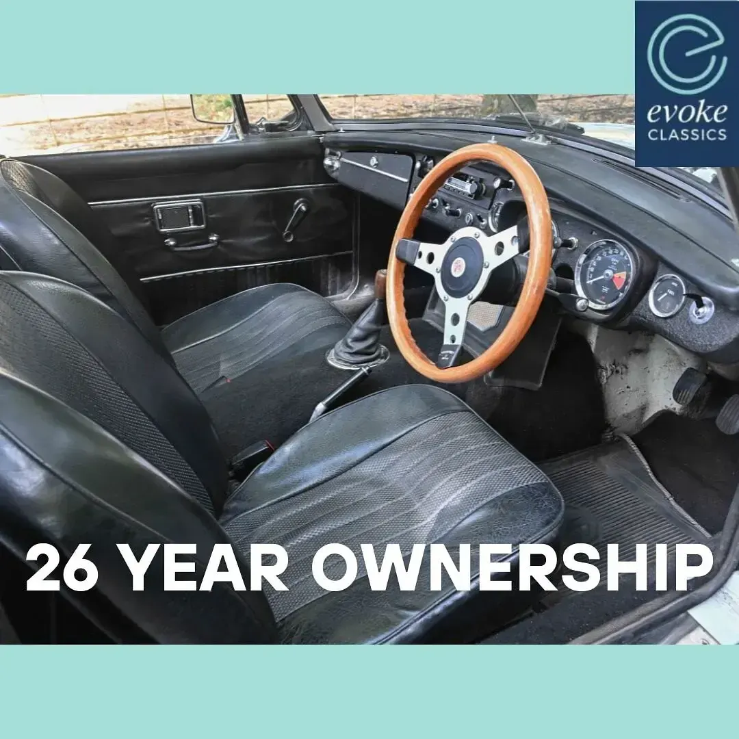 Used MG B 95 HP (69 kW) 1971 White Cabriolet
