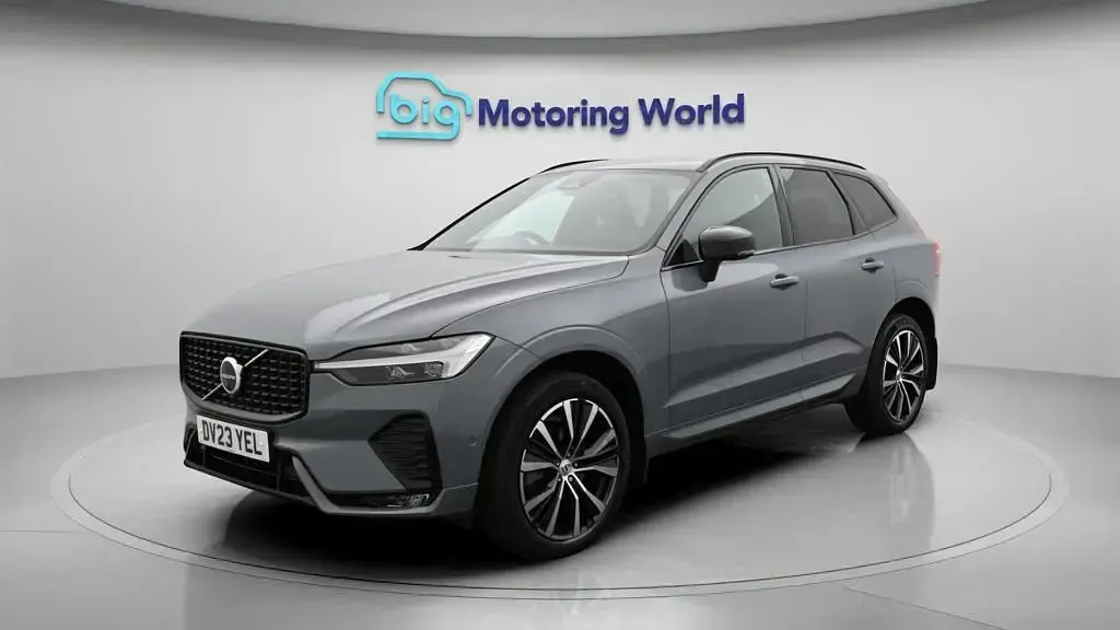 Used Volvo XC60 Plus 250 HP (183 kW) 2023 Grey SUV