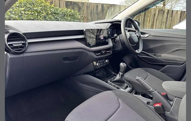 Used Skoda Fabia Design Edition 113 HP (83 kW) 2025 Race blue metallic black magic pearl effect Hatchback