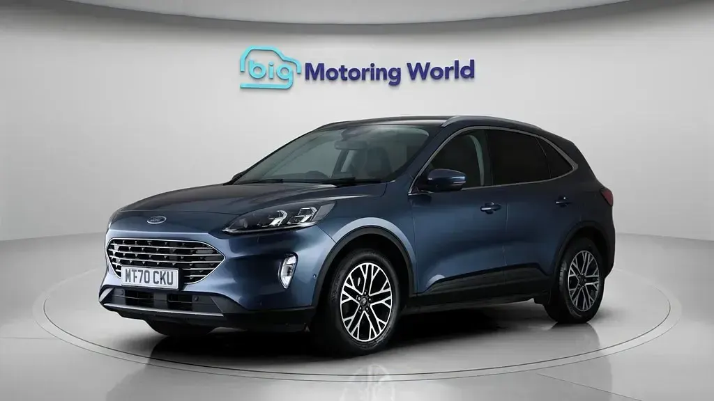 Used Ford Kuga Titanium 120 HP (88 kW) 2020 Blue SUV