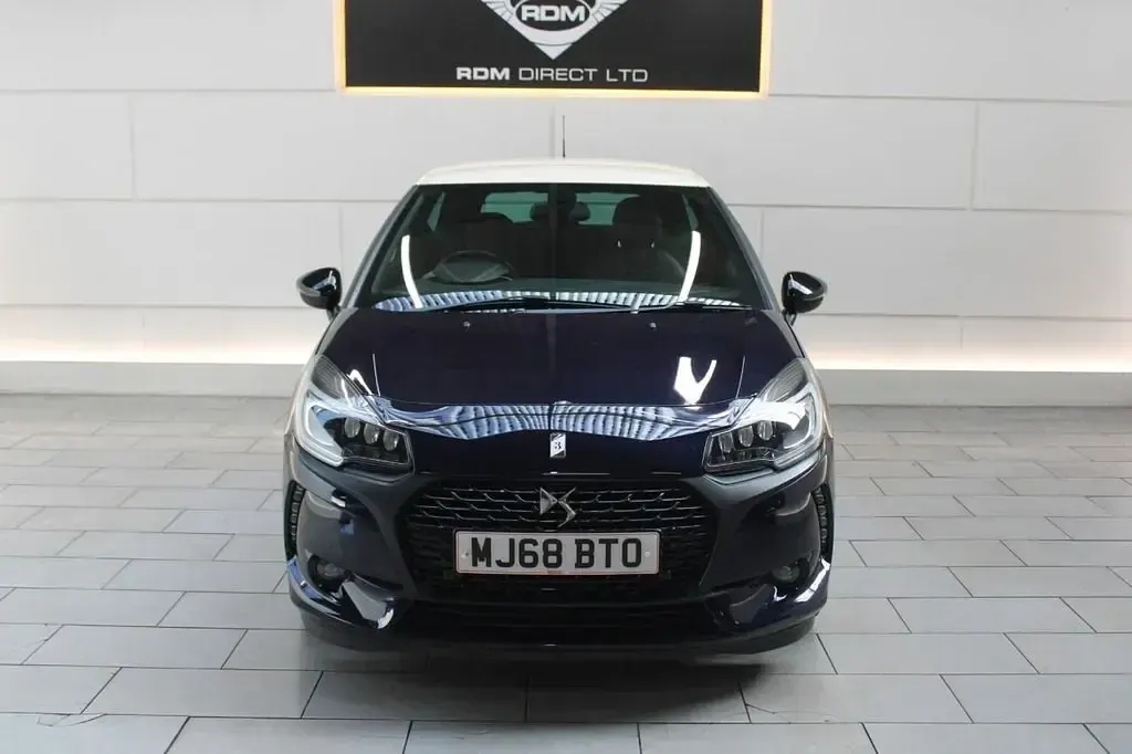 Used DS Automobiles DS3 82 HP (60 kW) 2018 Blue Hatchback