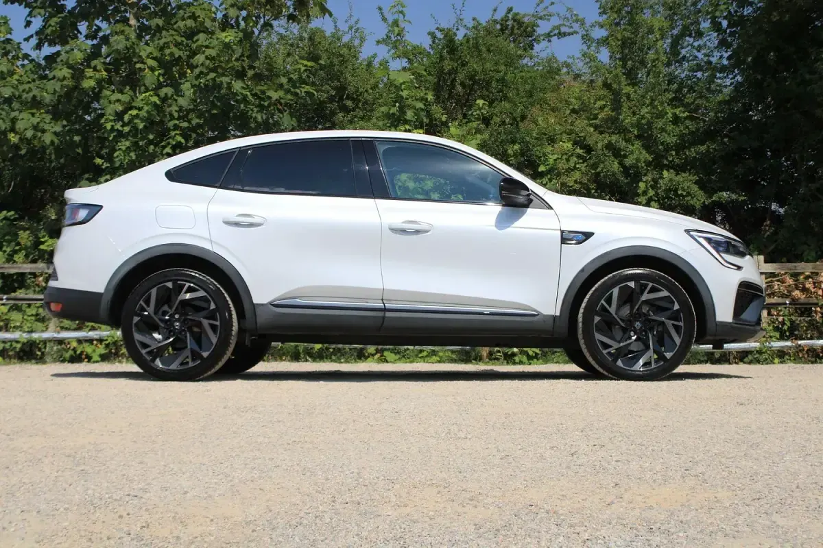 Used Renault Arkana Esprit Alpine 2024 White SUV