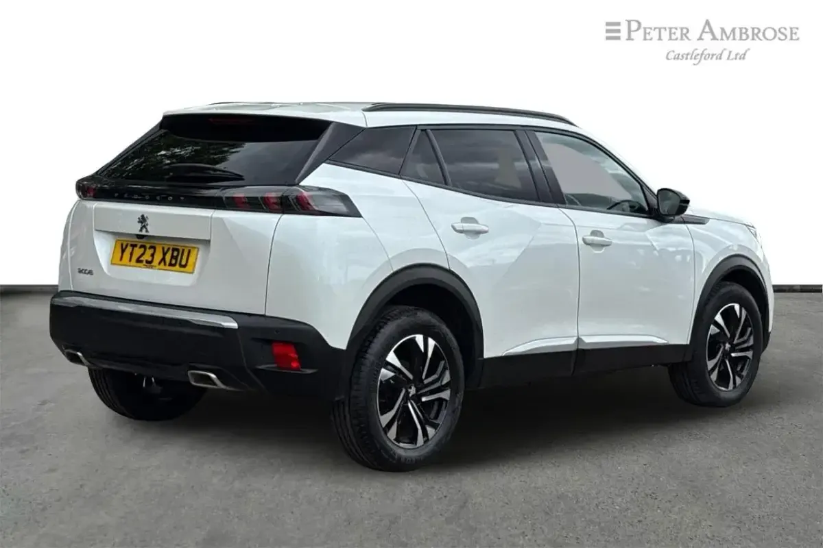 Used Peugeot 2008 Allure+ 129 HP (94 kW) 2023 White SUV