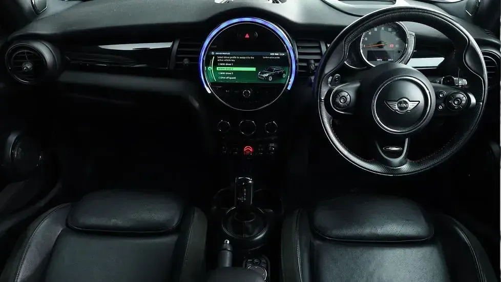 Used Mini Cooper S Hatch 189 HP (139 kW) 2018 Black Hatchback