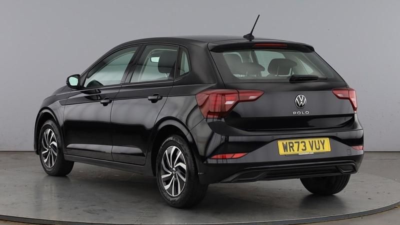Used VW Polo Life 95 HP (69 kW) 2023 Black Hatchback