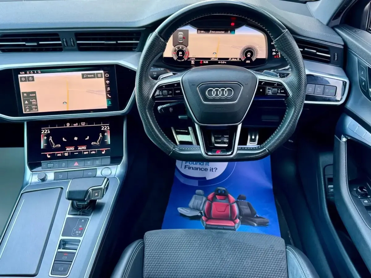 Usado Audi A6 Black Edition 204 HP (150 kW) 2020 Azul Carrinha