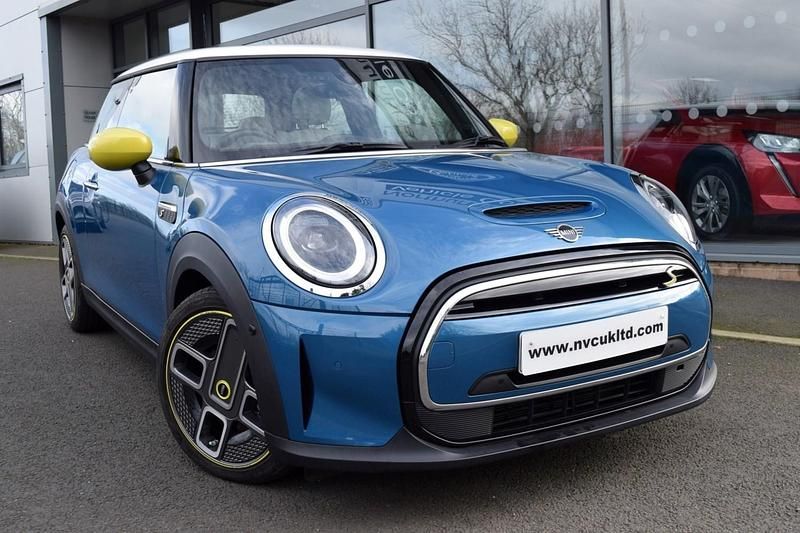 Used Mini Cooper S Hatch 135 kW (184 HP) 2022 Blue Hatchback
