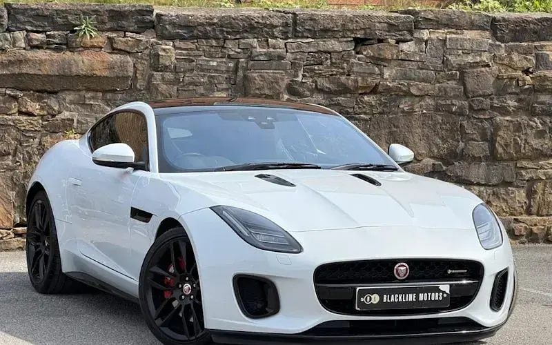 Used Jaguar F-Type R-Dynamic 300 HP (220 kW) 2017 Coupe