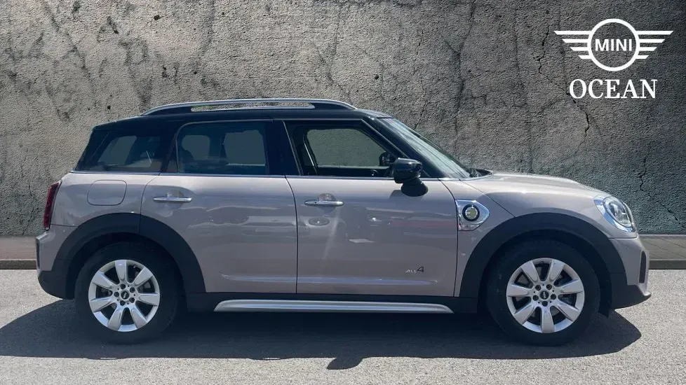 Used Mini Cooper S Countryman Classic 219 HP (161 kW) 2022 Grey SUV