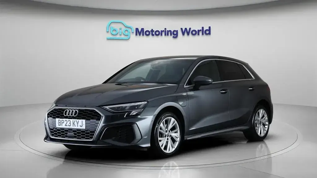 Used Audi A3 Sportback S-Line 204 HP (150 kW) 2023 Grey Hatchback