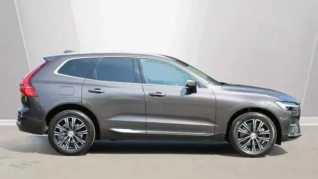 Used Volvo XC60 Inscription 250 HP (183 kW) 2022 SUV
