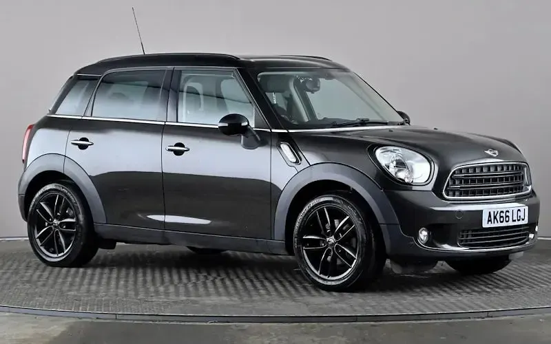 Used Mini Cooper Chili 122 HP (89 kW) 2016 Hatchback