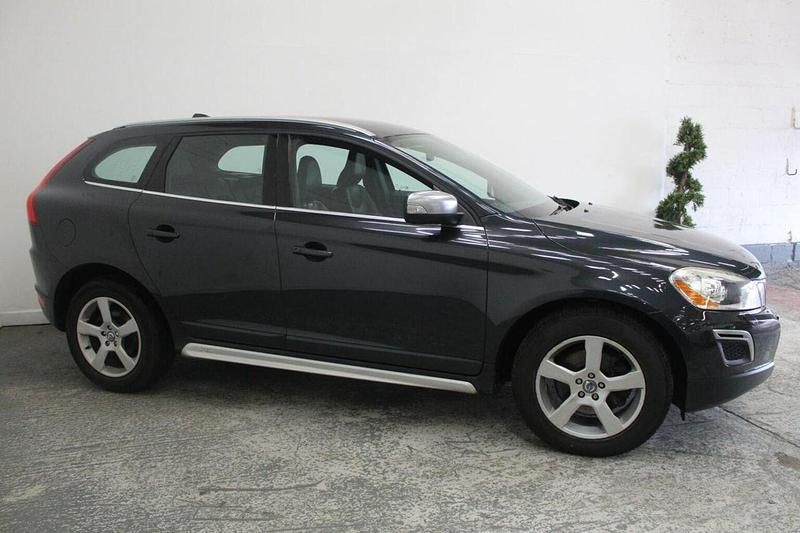 Used Volvo XC60 R-Design 215 HP (158 kW) 2013 Grey SUV