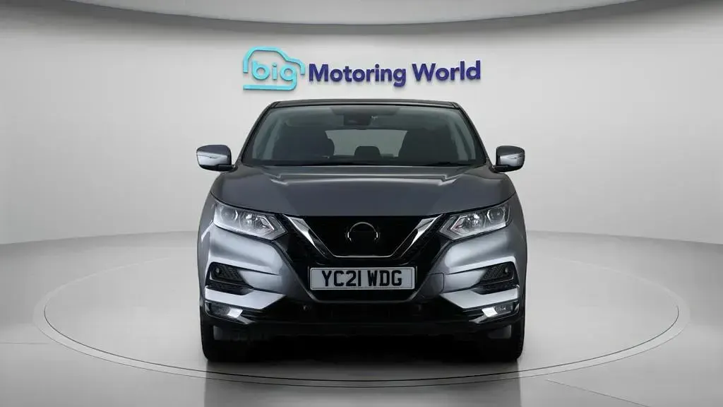 Used Nissan Qashqai Acenta Premium 160 HP (117 kW) 2021 Grey SUV
