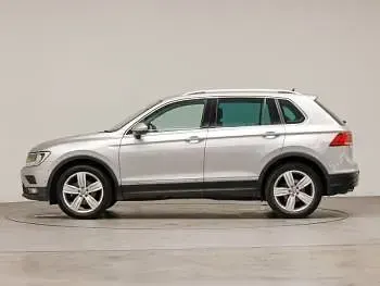 Usado VW Tiguan Match 150 CV (110 kW) 2020 Plateado SUV
