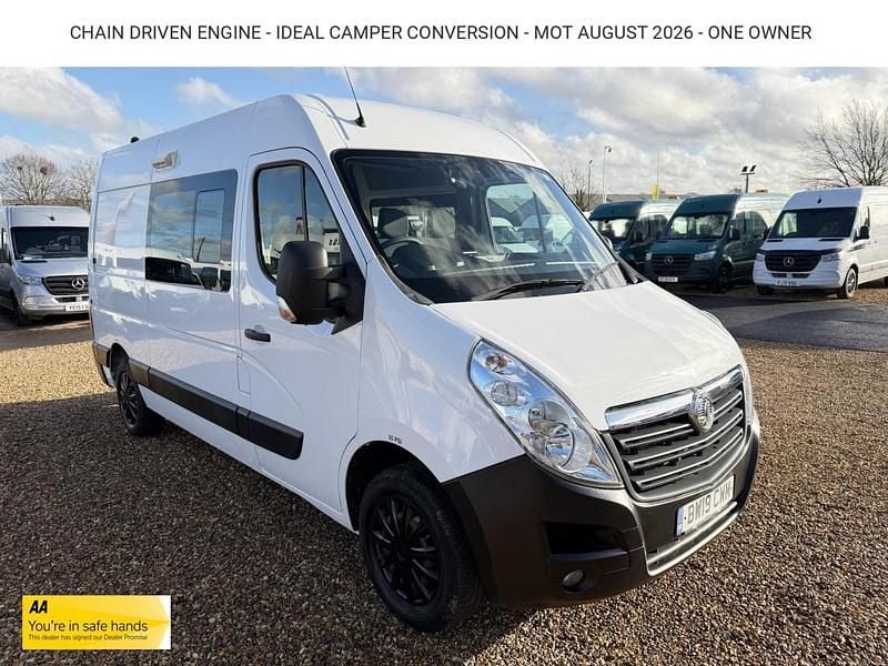 Used Vauxhall Movano 130 HP (95 kW) 2019 White MPV