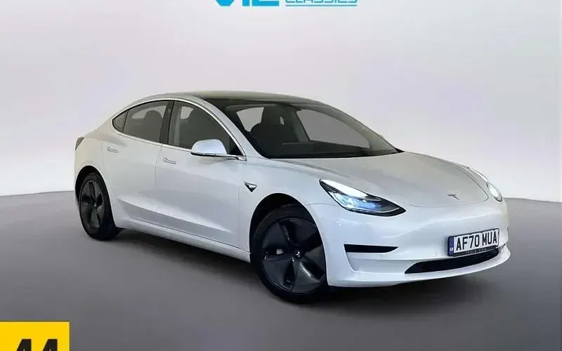 Usado Tesla Model 3 Standard Range 180 kW (245 HP) 2021 Sedan