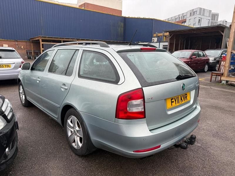 Used Skoda Octavia Elegance 2011 Green Estate