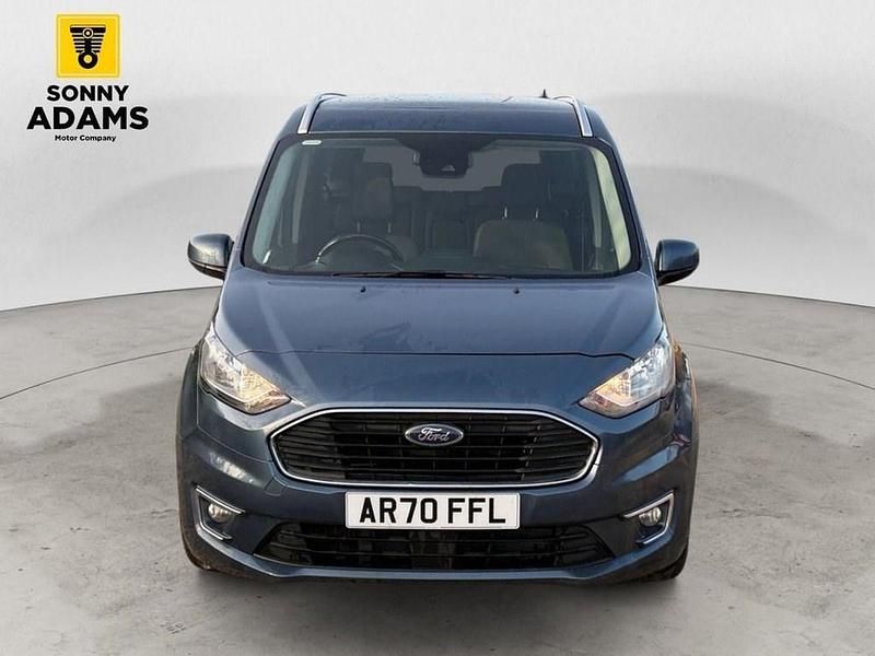 Used Ford Tourneo Titanium 120 HP (88 kW) 2021 Blue MPV