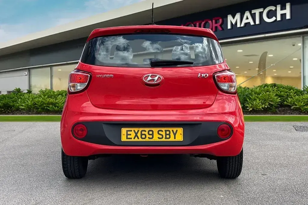 Usado Hyundai i10 SE 2019 Rojo Utilitario