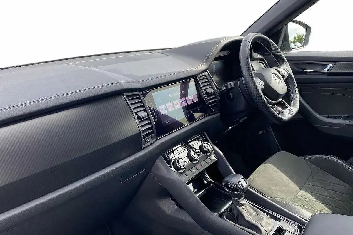 Used Skoda Kodiaq SportLine 147 HP (108 kW) 2023 Black magic pearl effect SUV