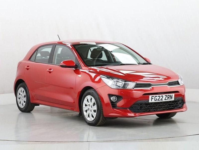Used Kia Rio 83 HP (61 kW) 2022 Red Hatchback