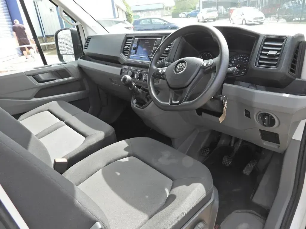 Used VW Crafter Trendline 140 HP (102 kW) 2023 White Van